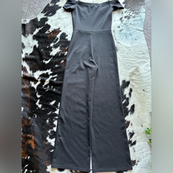 Lulus Pants - Worn once. Lulus off the shoulder jumpsuit. 32 inch inseam